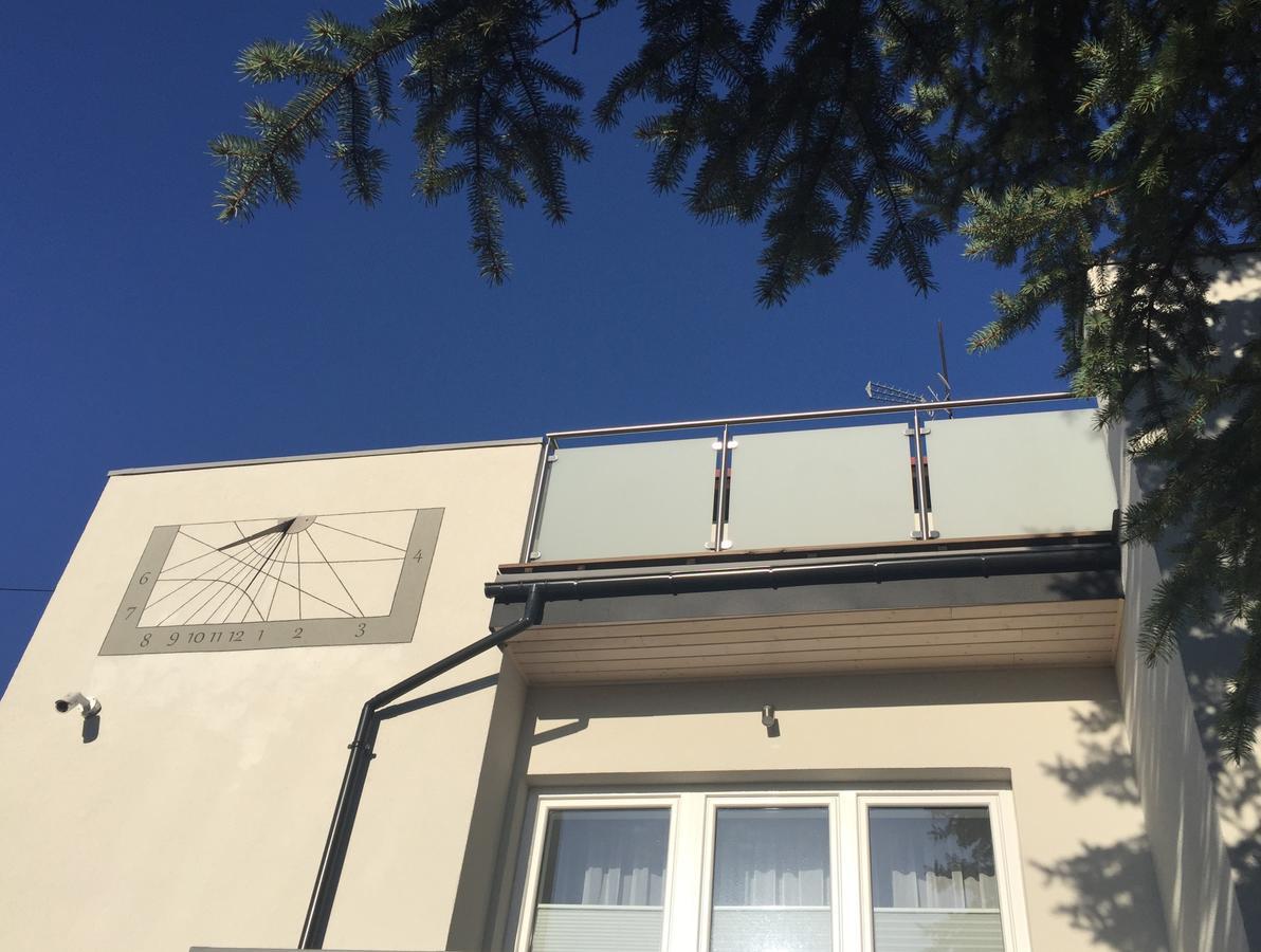Pod Słonecznym Zegarem Apartament Ustroń Zewnętrze zdjęcie